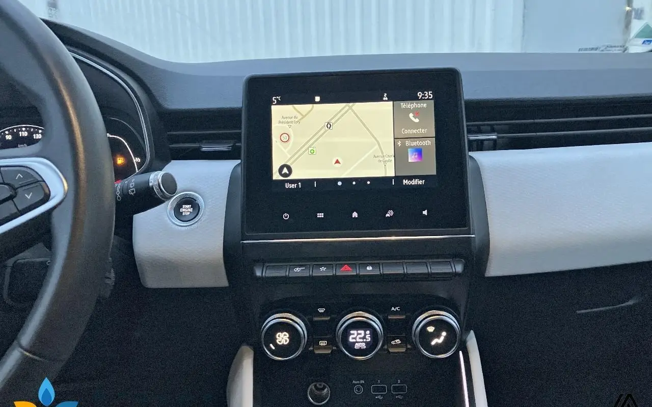 Renault Clio v Clio blue dci 115 intens 1000 7