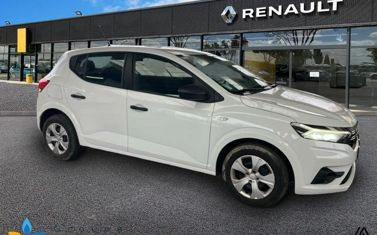 Dacia Sandero Eco-g 100 essential 1004 4