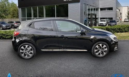 Renault Clio v Clio e-tech 140 - 21n limited 1009 4