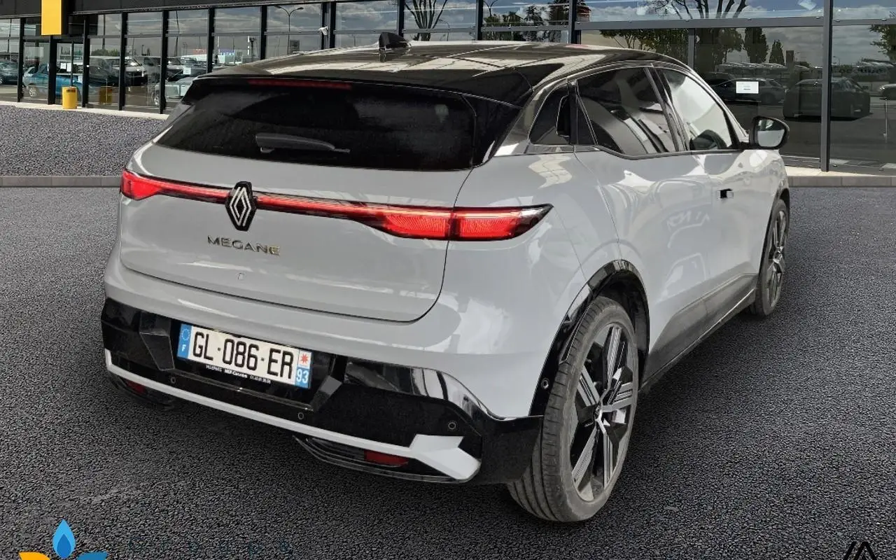 Renault Megane e-tech Megane e-tech ev60 220 ch super charge iconic 1010 3