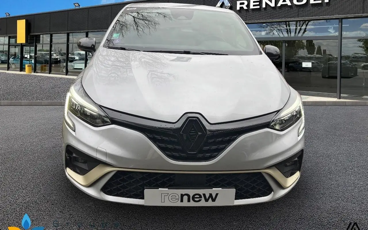 Renault Clio v Clio e-tech full hybrid 145 engineered 1012 5