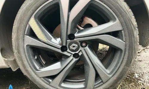 Renault Clio v Clio e-tech full hybrid 145 engineered 1017 11