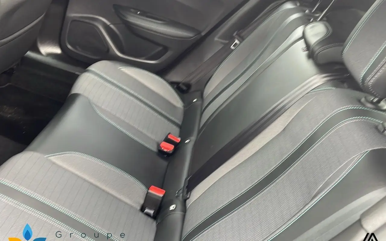 Peugeot 2008 Puretech 130 s&s eat8 allure 1019 9