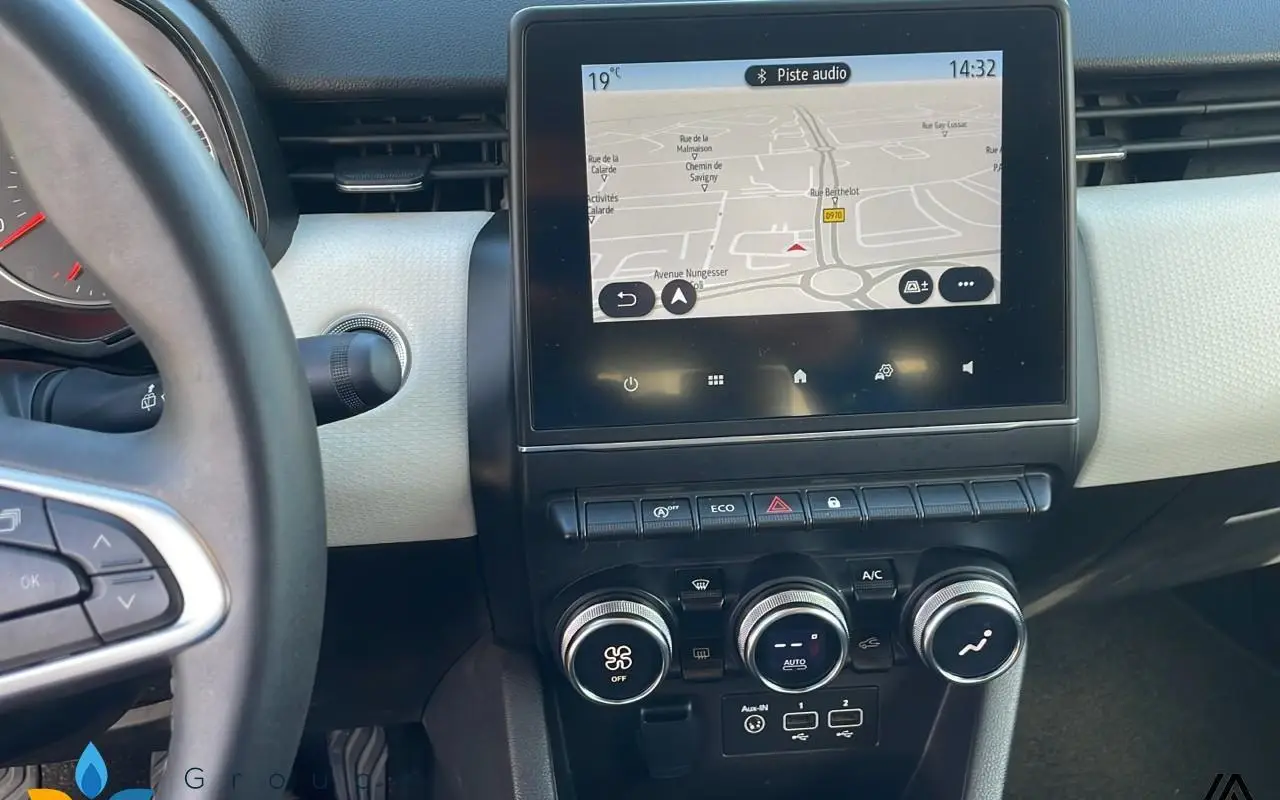 Renault Clio v Clio tce 90 evolution 1024 7