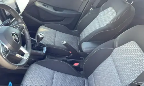 Renault Clio v Clio tce 90 evolution 1024 8