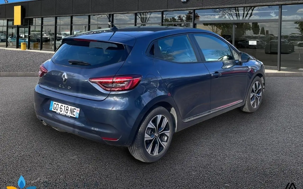 Renault Clio v Clio sce 65 - 21 limited 1029 3