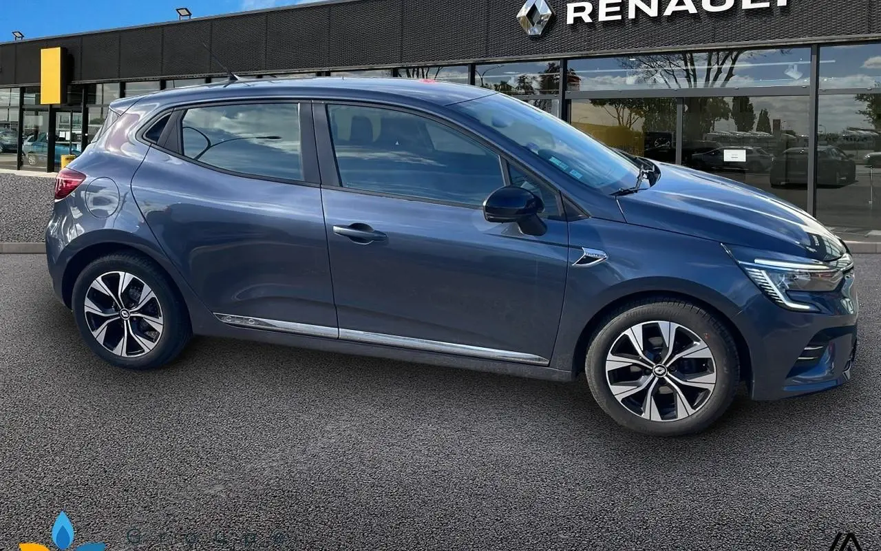 Renault Clio v Clio sce 65 - 21 limited 1029 4
