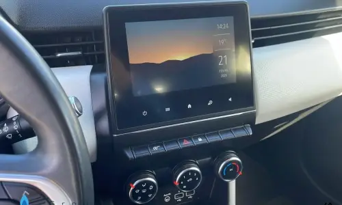 Renault Clio v Clio sce 65 - 21 limited 1029 7