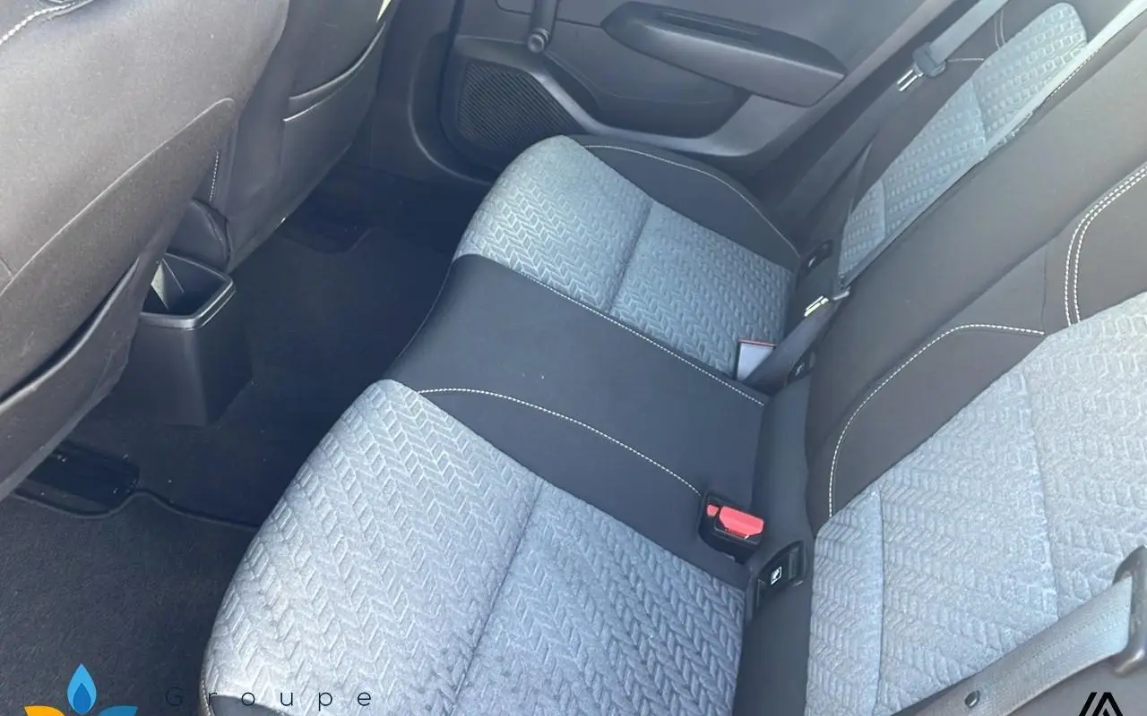 Renault Clio v Clio sce 65 - 21 limited 1029 9