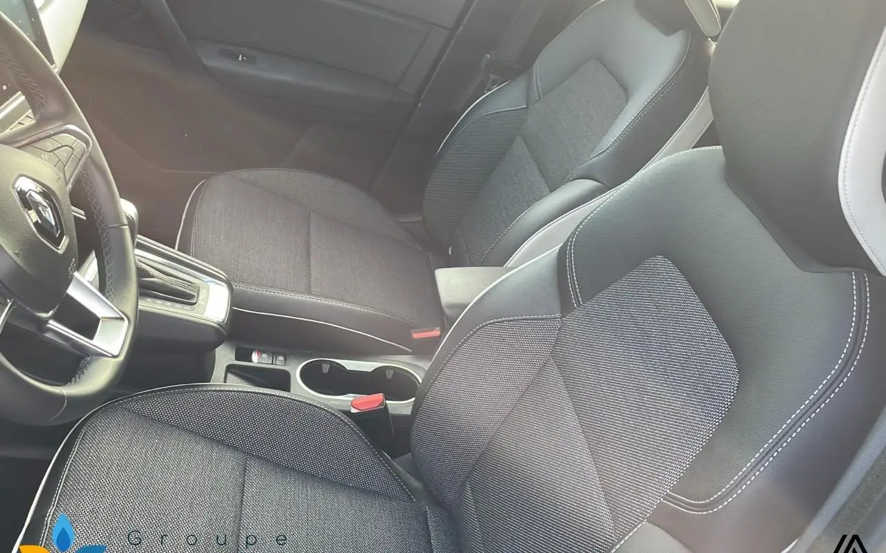 Renault Captur E-tech 145 - 21 intens 1032 8