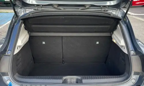 Renault Clio v Clio e-tech 140 intens 1034 10