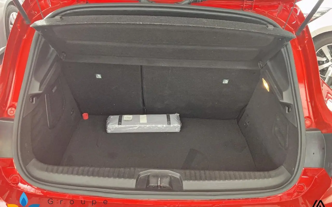 Renault Clio v Clio e-tech 140 intens 1038 10