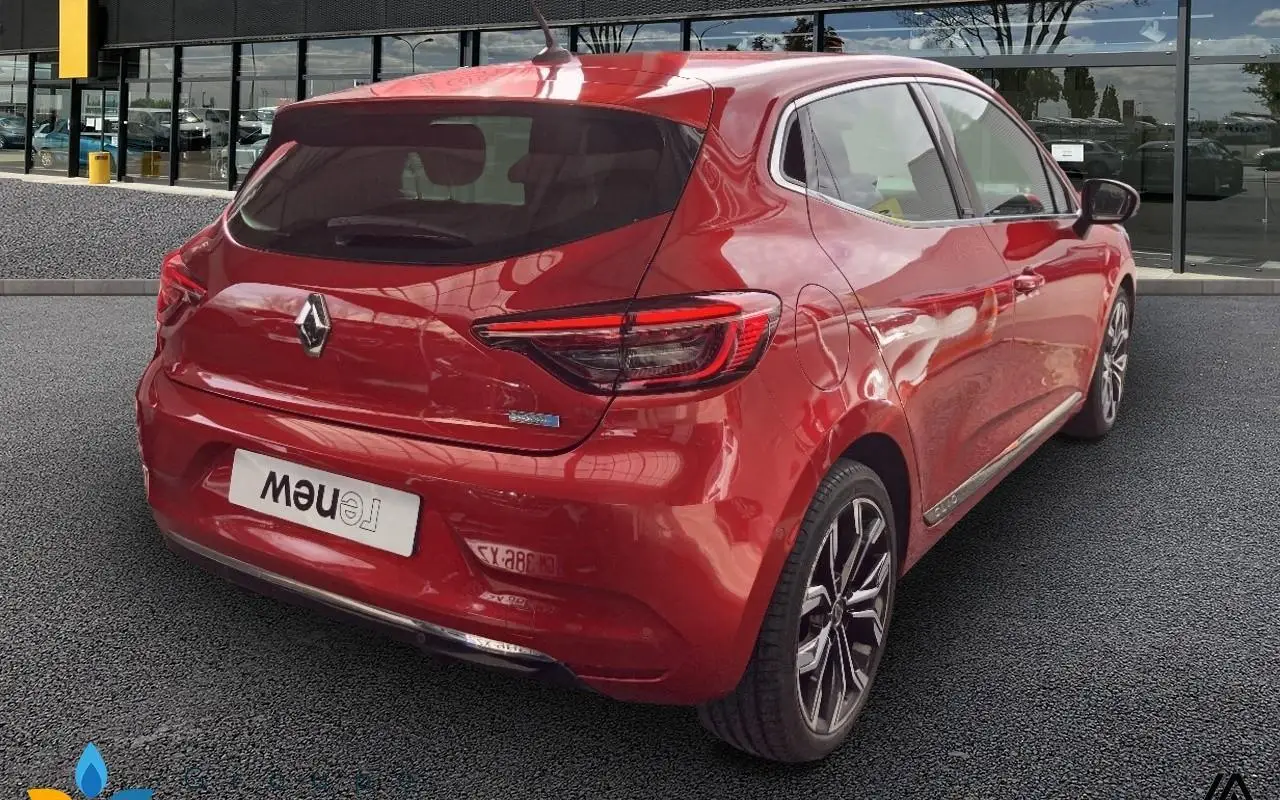 Renault Clio v Clio e-tech 140 intens 1038 3