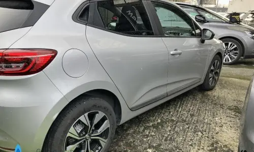 Renault Clio v Clio tce 90 evolution 1042 4