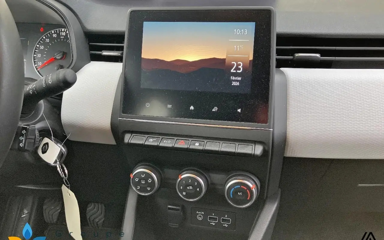 Renault Clio v Clio tce 90 evolution 1042 7