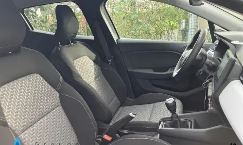 Renault Clio v Clio tce 90 evolution 1042 8