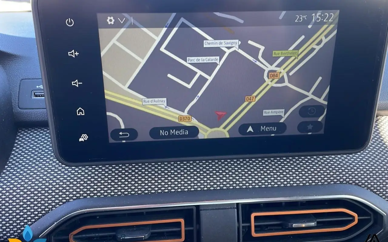 Dacia Sandero Eco-g 100 - 22 stepway confort 1049 7