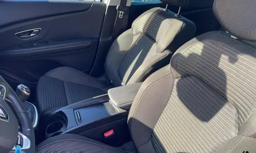 Renault Grand scenic iv business Grand scenic blue dci 120 business 1056 8