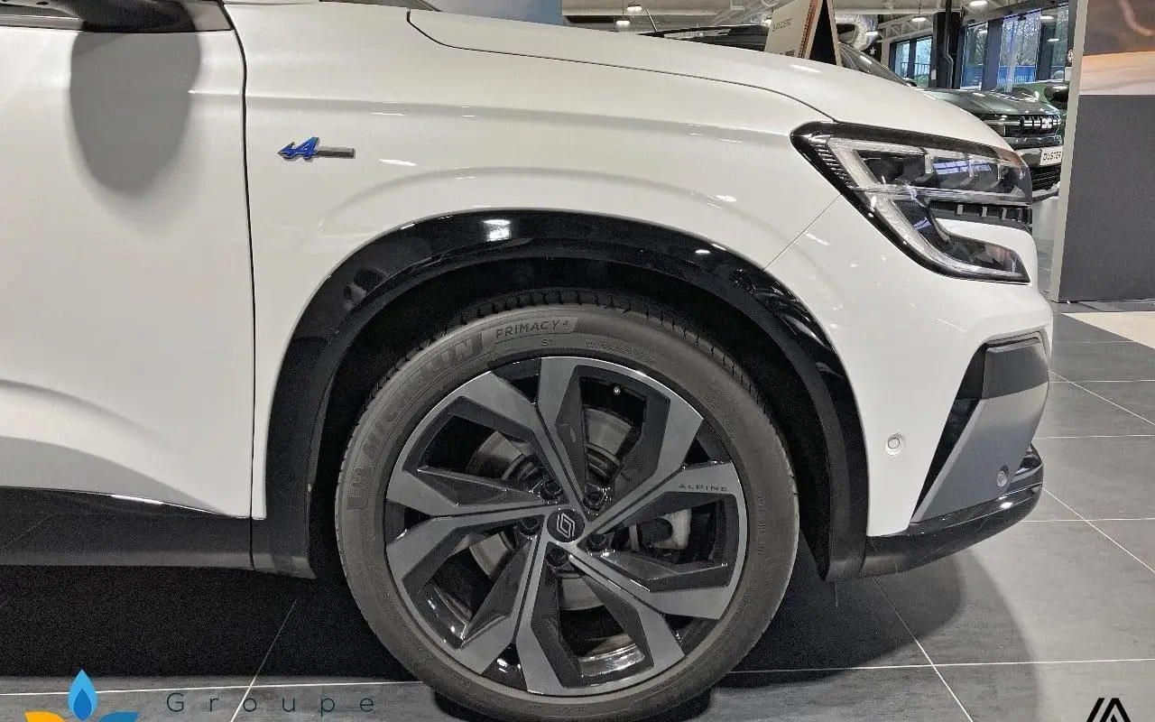 Renault Espace vi Espace e-tech hybrid 200 esprit alpine 1065 13