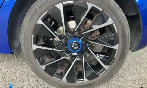 Renault Clio v Clio e-tech full hybrid 145 esprit alpine 1068 11