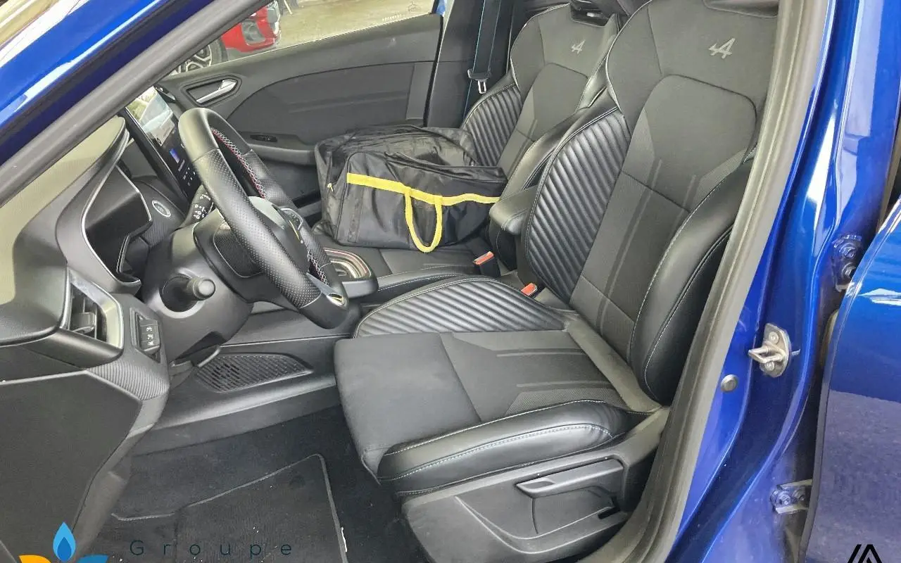 Renault Clio v Clio e-tech full hybrid 145 esprit alpine 1068 8