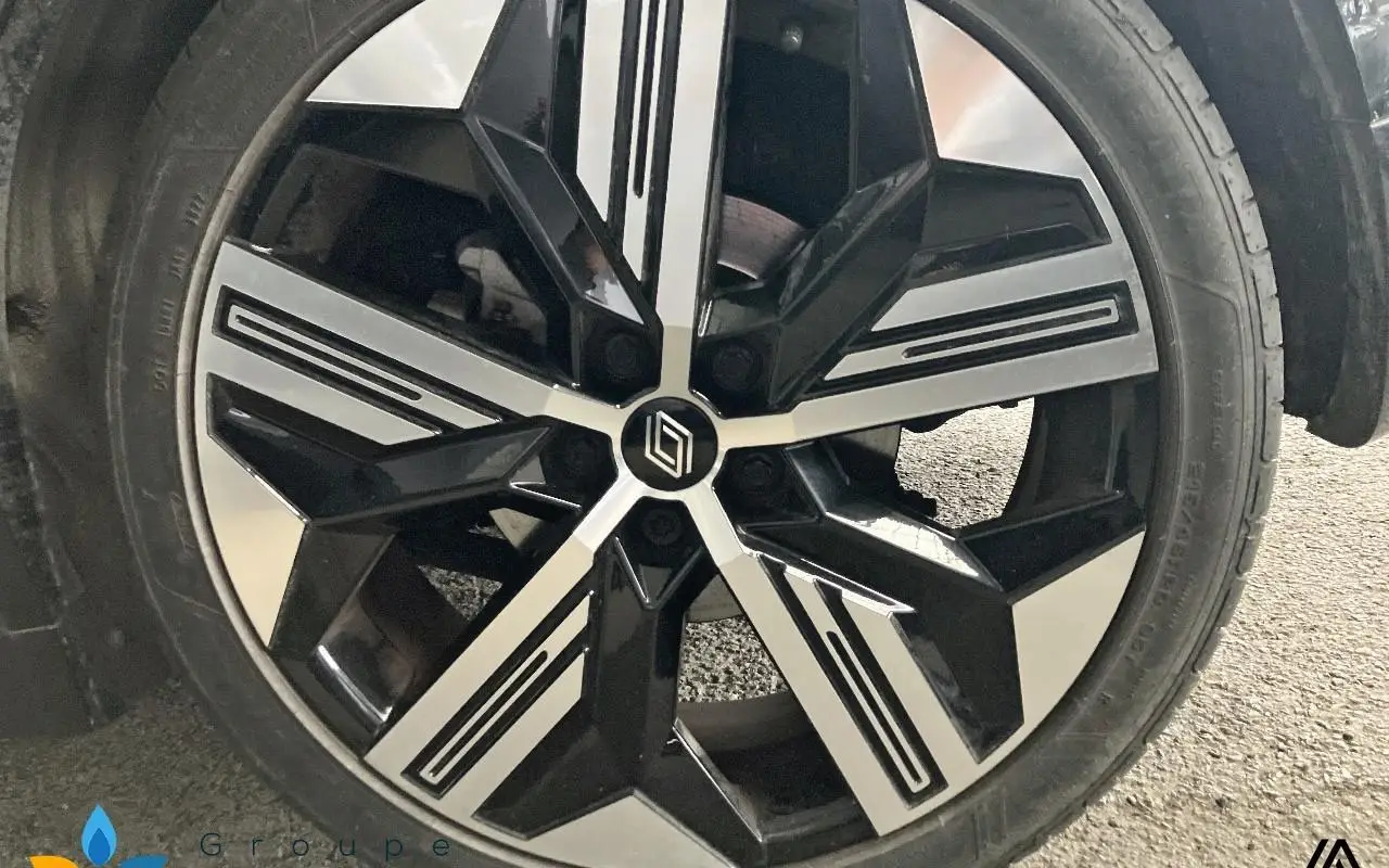 Renault Megane e-tech Megane e-tech ev60 220 ch super charge iconic 1074 11