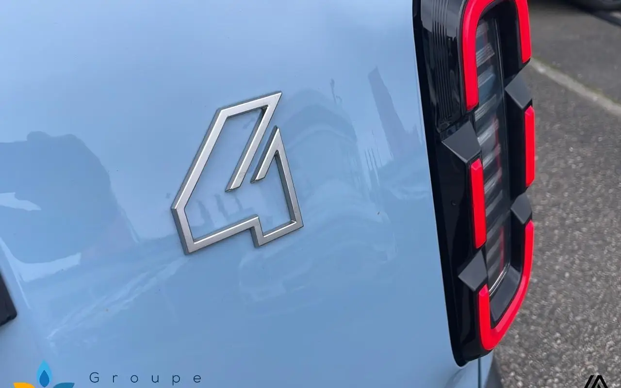 Renault 4 e-tech electrique Renault 4 e-tech electrique 150 ch autonomie confort techno 1075 11