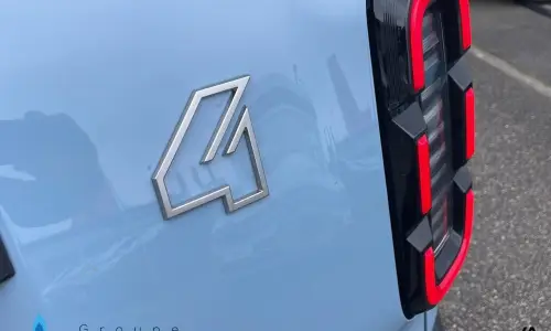 Renault 4 e-tech electrique Renault 4 e-tech electrique 150 ch autonomie confort techno 1075 11