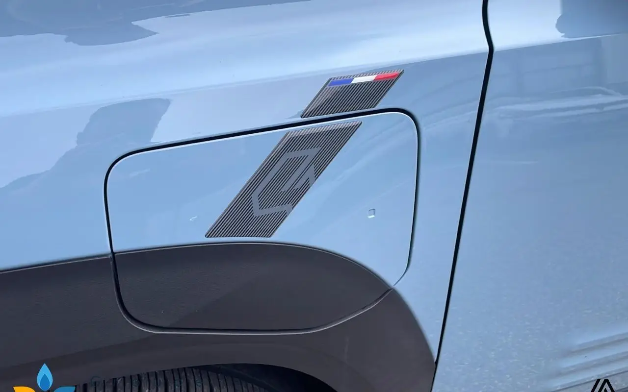 Renault 4 e-tech electrique Renault 4 e-tech electrique 150 ch autonomie confort techno 1075 14