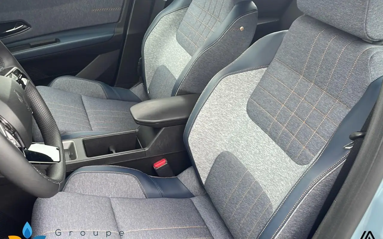 Renault 4 e-tech electrique Renault 4 e-tech electrique 150 ch autonomie confort techno 1075 8