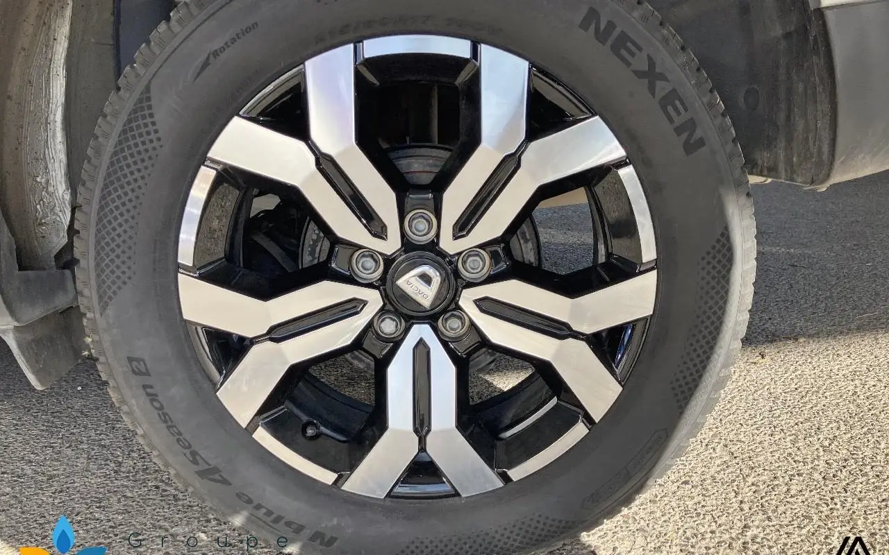 Dacia Duster Eco-g 100 4x2 essentiel 1078 11