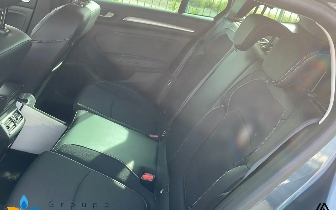 Renault Megane iv estate Megane iv estate blue dci 115 edc techno 1083 9