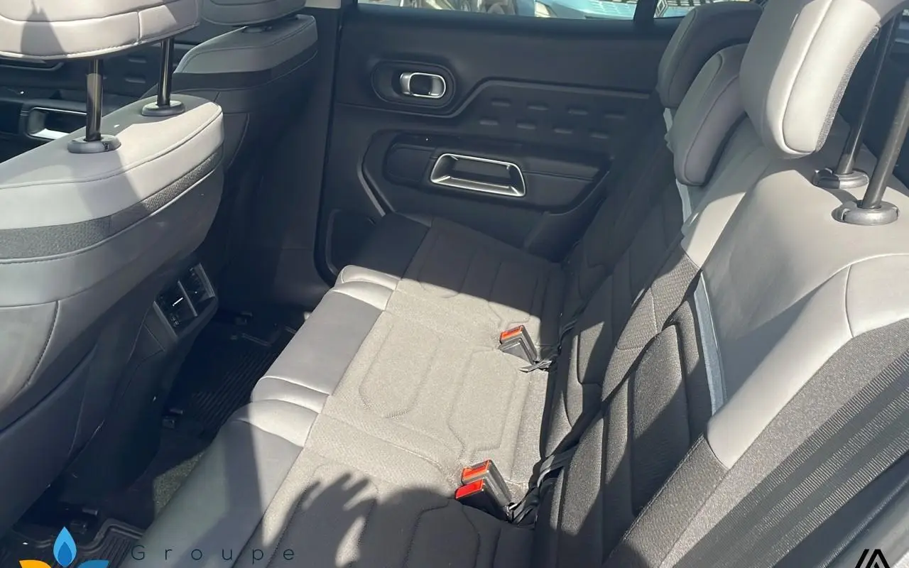 Citroen C5 aircross C5 aircross hybride rechargeable 180 e-eat8 c-series 1084 9