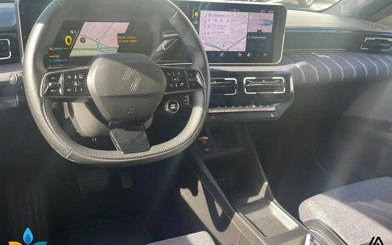 Renault 5 e-tech electrique Renault 5 e-tech electrique 150 ch autonomie confort techno 1090 6