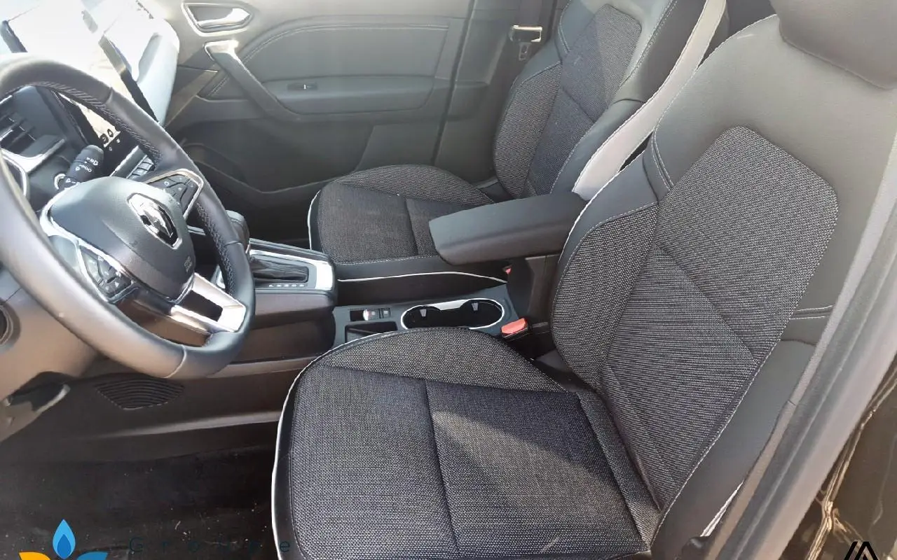 Renault Captur E-tech full hybrid 145 techno 1096 8