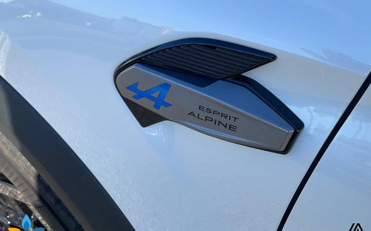 Renault Captur E-tech full hybrid 145 ch esprit alpine 1098 12