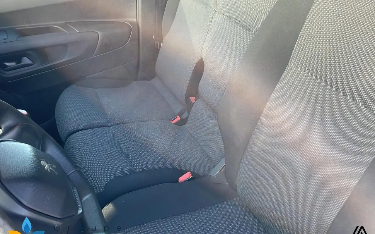 Peugeot Partner fourgon Partner fourgon standard 650 kg puretech 110 s&s bvm6 premium 1100 8