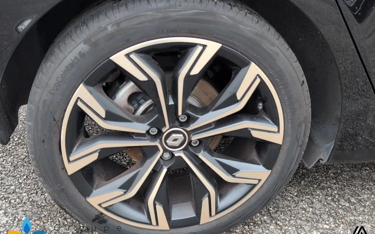 Renault Clio v Clio e-tech 140 - 21n sl lutecia 1105 14