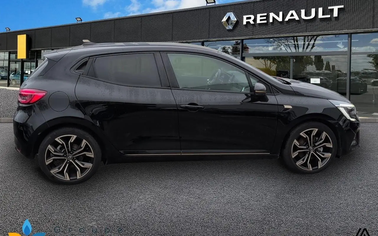 Renault Clio v Clio e-tech 140 - 21n sl lutecia 1105 4