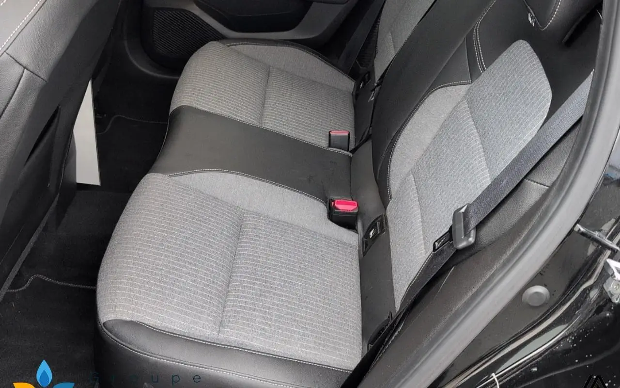 Renault Clio v Clio e-tech 140 - 21n sl lutecia 1105 9