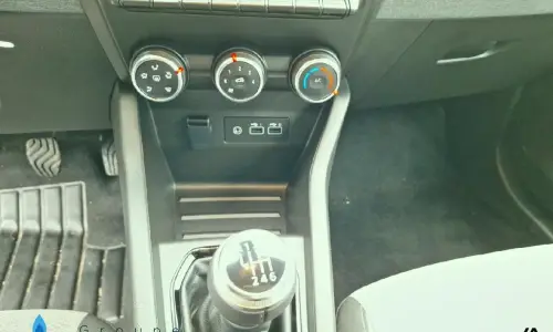 Renault Clio v Clio tce 100 gpl evolution 1106 13