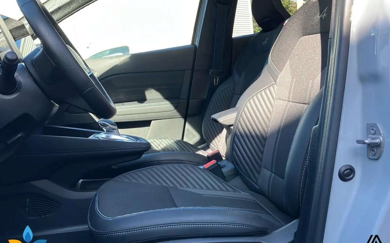 Renault Symbioz Esprit alpine full hybrid e-tech 145 ch 1116 8