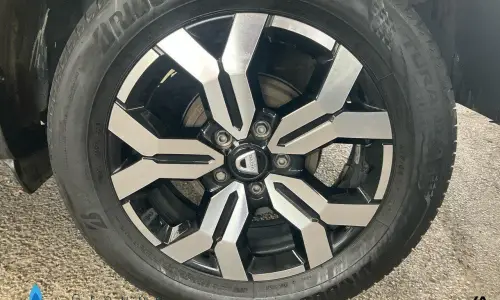 Dacia Duster Eco-g 100 4x2 journey 1118 11