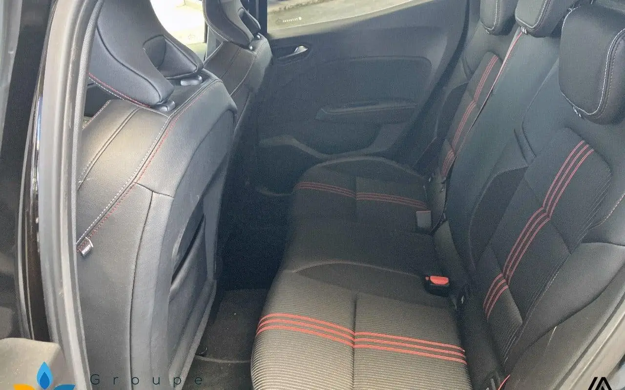 Renault Clio v Clio tce 140 - 21 r.s. line 1130 9