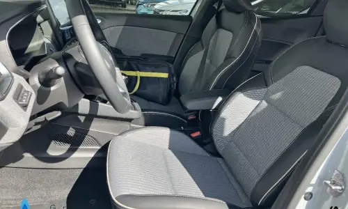 Renault Clio v Clio tce 90 techno 1137 8