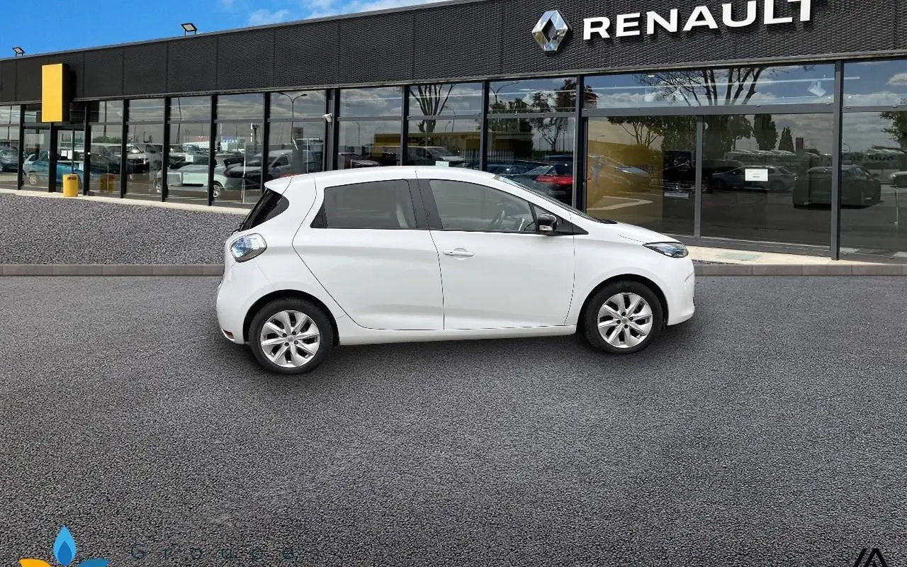 Renault Zoe Intens charge rapide 1140 4