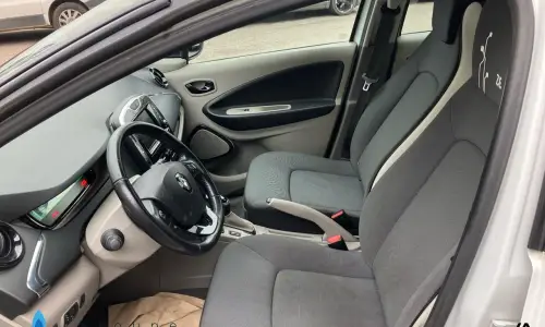 Renault Zoe Intens charge rapide 1140 8