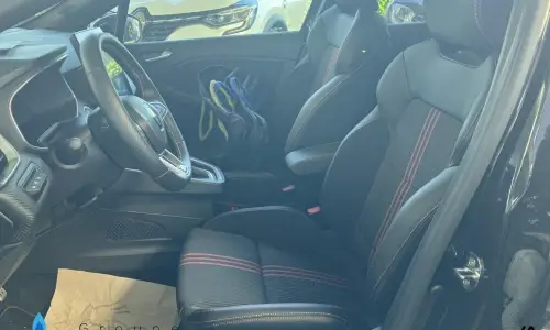 Renault Clio v Clio e-tech 140 - 21n r.s. line 1151 8