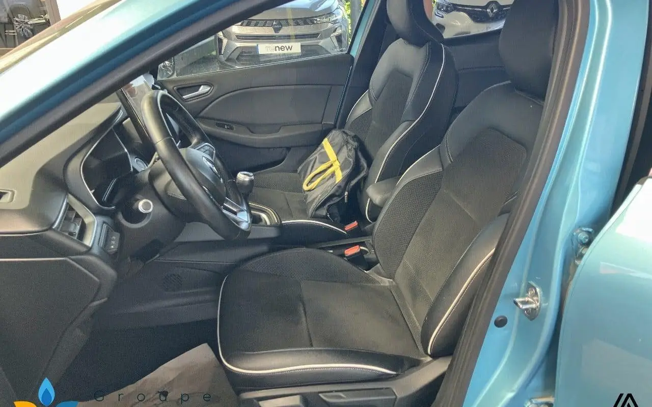 Renault Clio v Clio tce 100 intens 1153 8