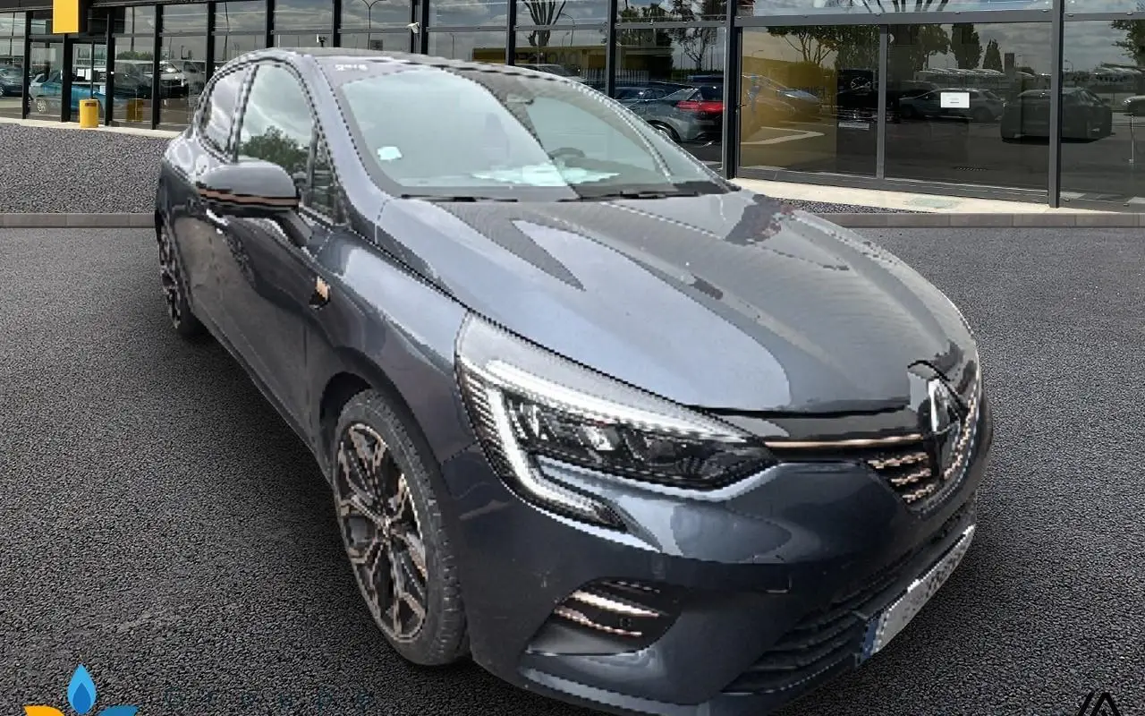 Renault Clio v Clio e-tech 140 - 21n sl lutecia 1168 4